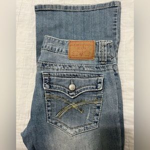 Juniors Amethyst distressed jeans Size 7